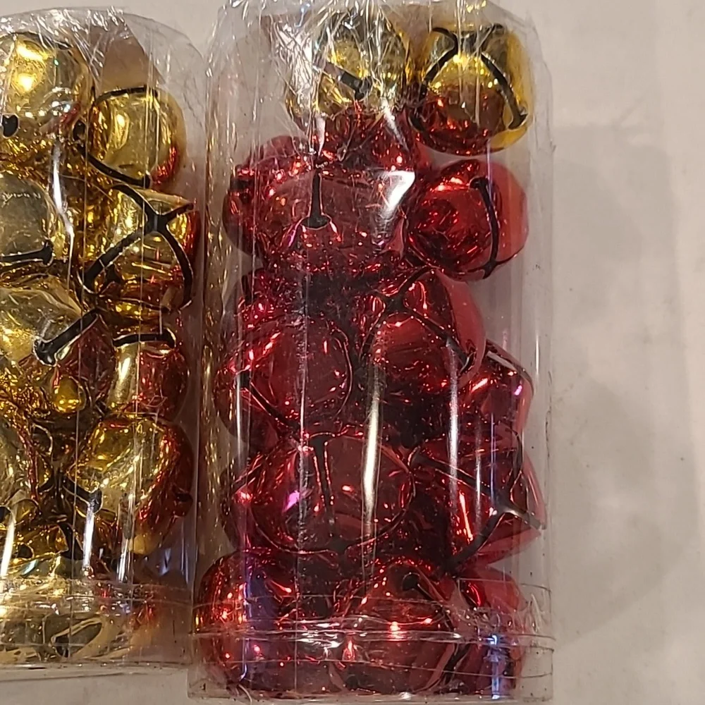 40 Festive Gold and Red Jingle Bells Set